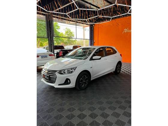 CHEVROLET ONIX 1.0 TURBO FLEX AUTOMÁTICO CHEVROLET ONIX 1.0 TURBO FLEX AUTOMÁTICO